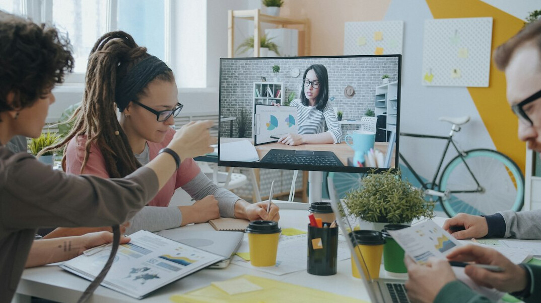 group discussion online